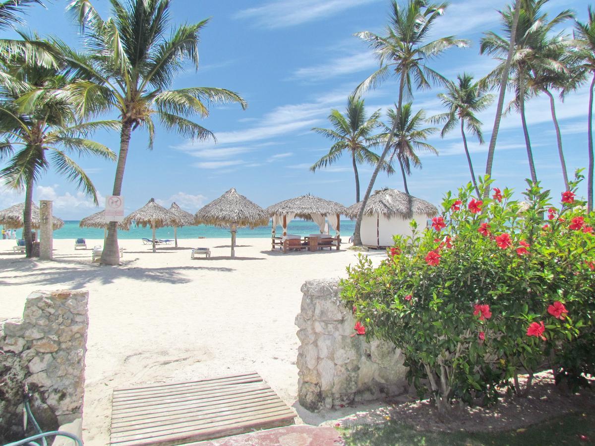 Tropicana Suites Deluxe Beach Club & Pool Punta Cana Extérieur photo