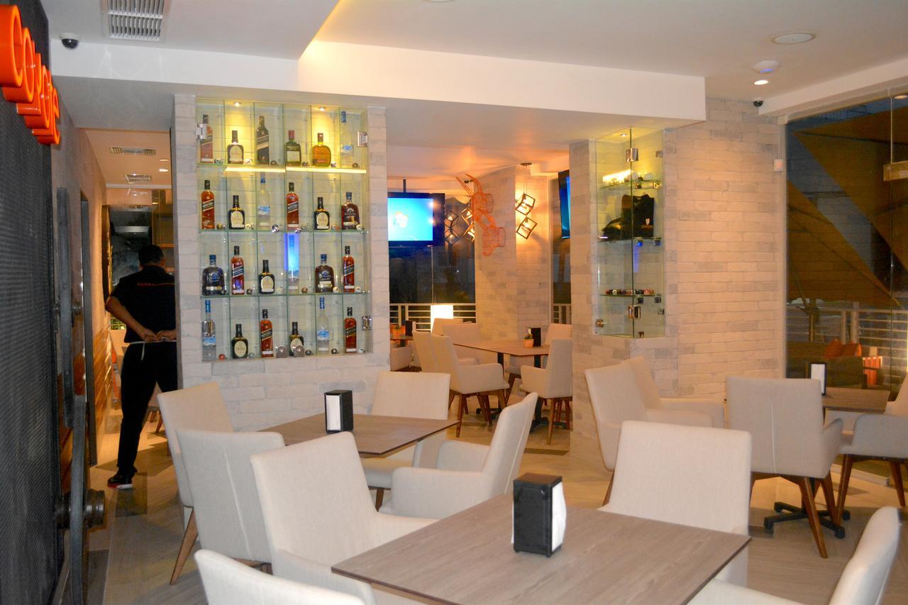 Tropicana Suites Deluxe Beach Club & Pool Punta Cana Extérieur photo